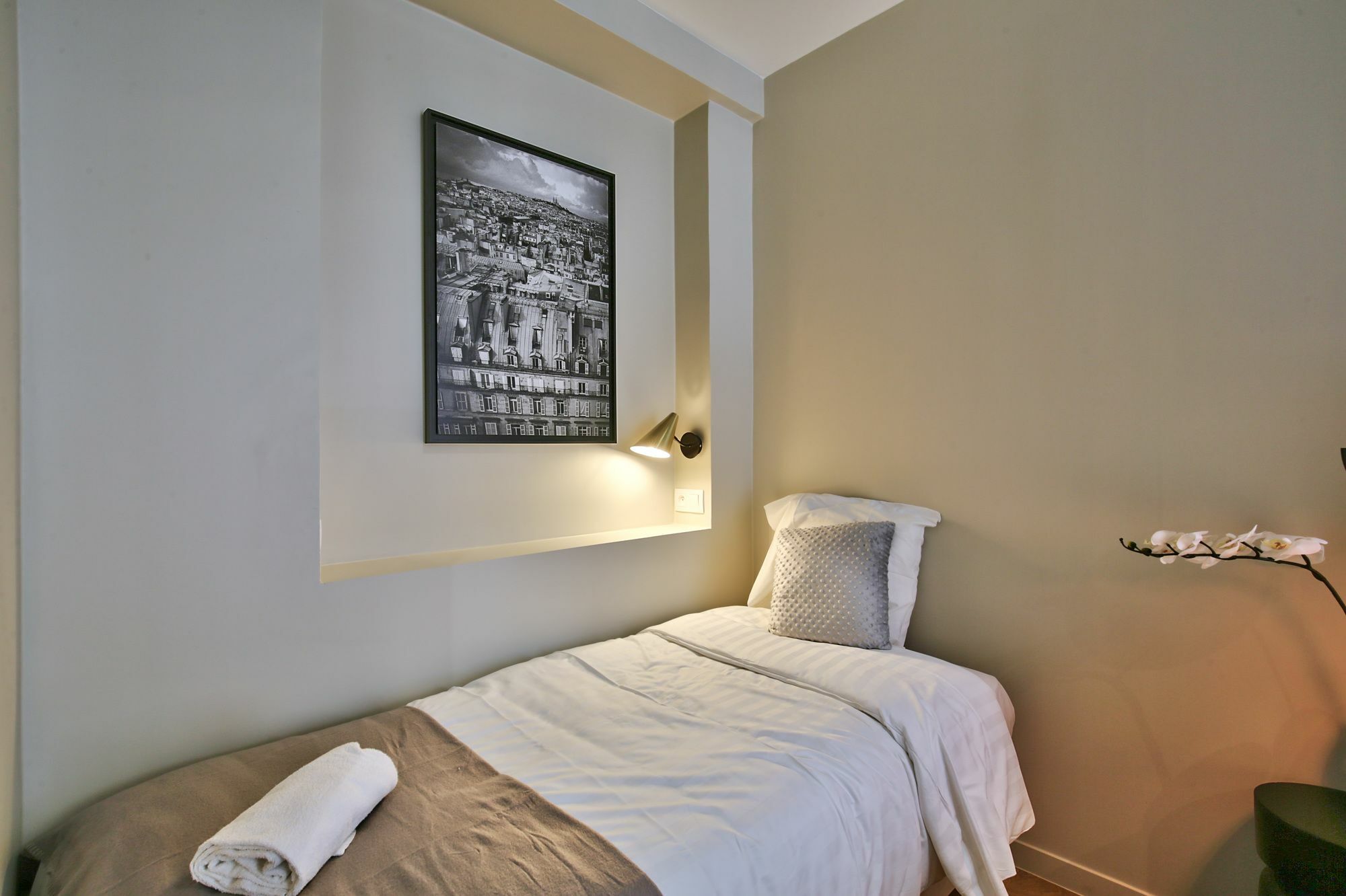 70 - Authentic Parisian Flat Appartement Buitenkant foto