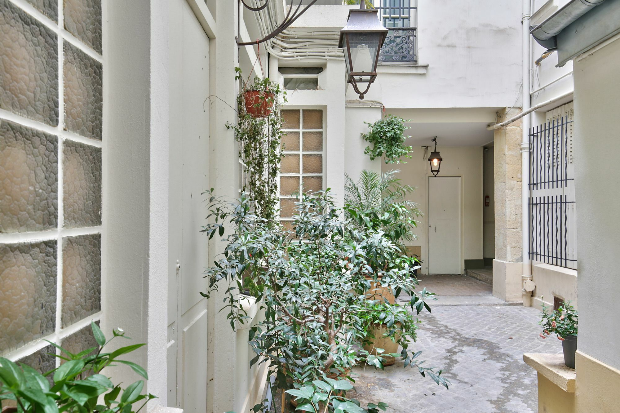 70 - Authentic Parisian Flat Appartement Buitenkant foto